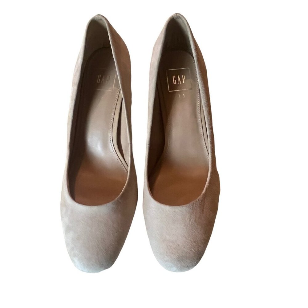 Gap Womens Suede Leather Round Toe Block Heeled Pumps Nude Sand Size 7.5